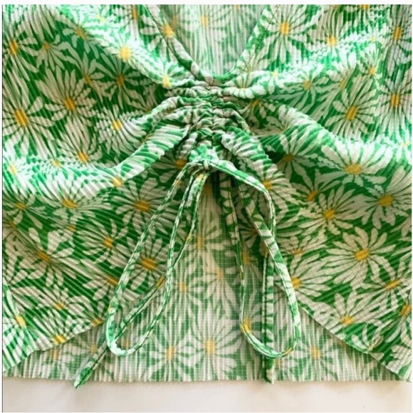 Zara green ruched top - Picture 2 of 2